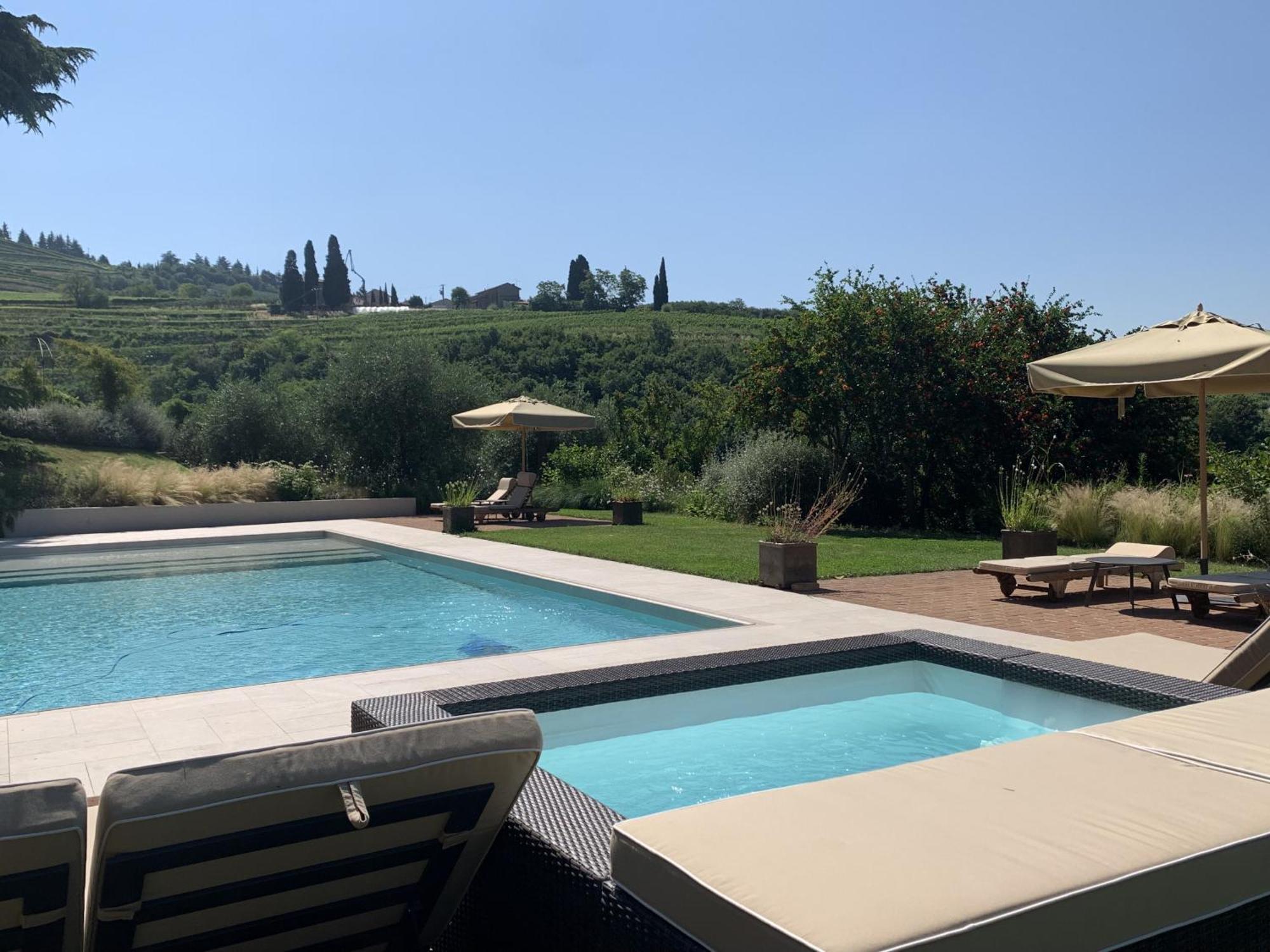 Torre Di Terzolan With Pool, Jacuzzi And Golf Putt *