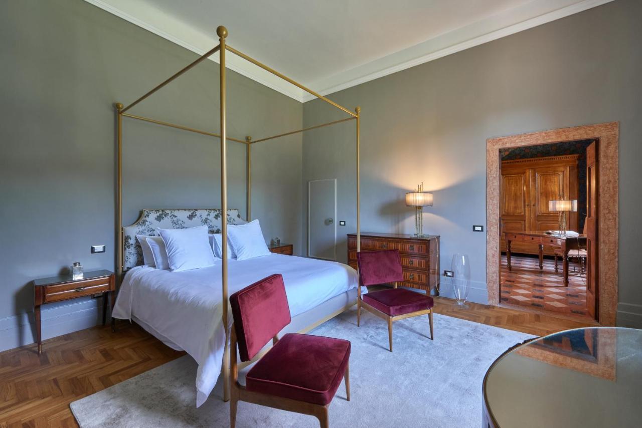 Villa Torre Di Terzolan With Pool, Jacuzzi And Golf Putt
